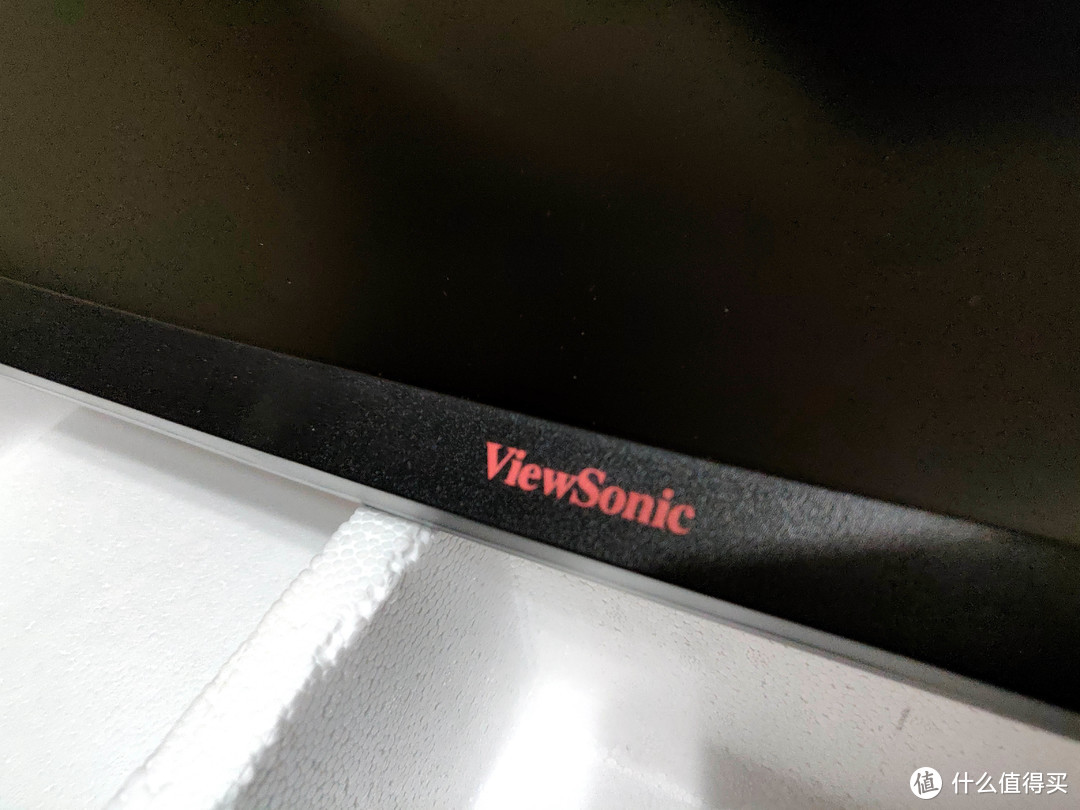 2300的32寸曲面电竞显示器怎么样~ViewSonicXG3240