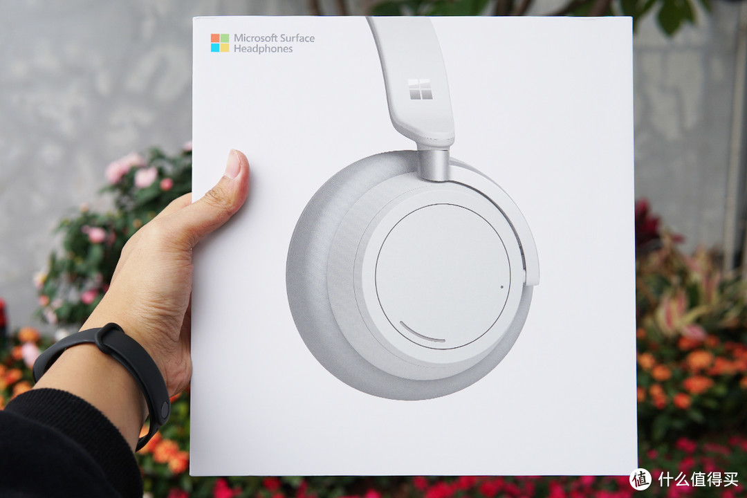 微软Surface Headphones头戴式降噪耳机体验：气质优雅、拨盘降噪成亮点