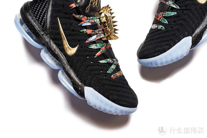 LEBRON 16 King's Throne 凝视王座