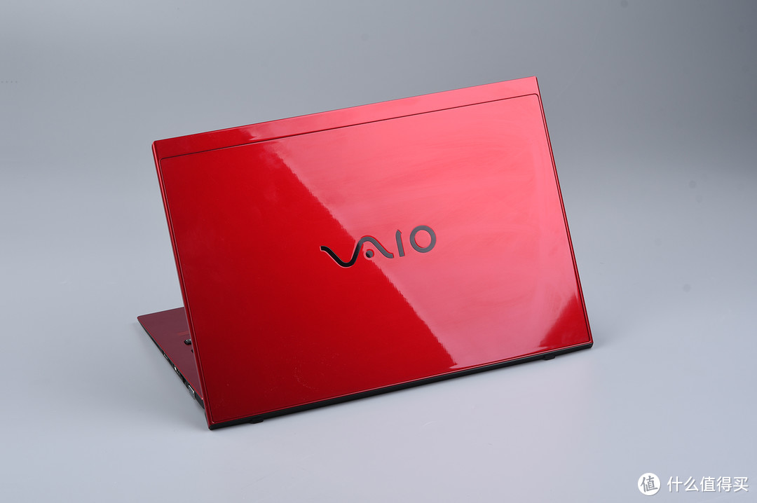 贵不是它的缺点 VAIO SX14耀世红限量款评测