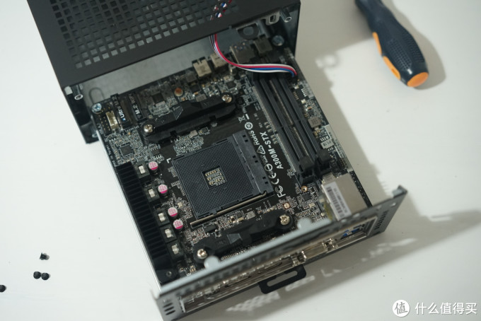 全网首晒—华擎 asrock deskmini a300 迷你准系统 开箱