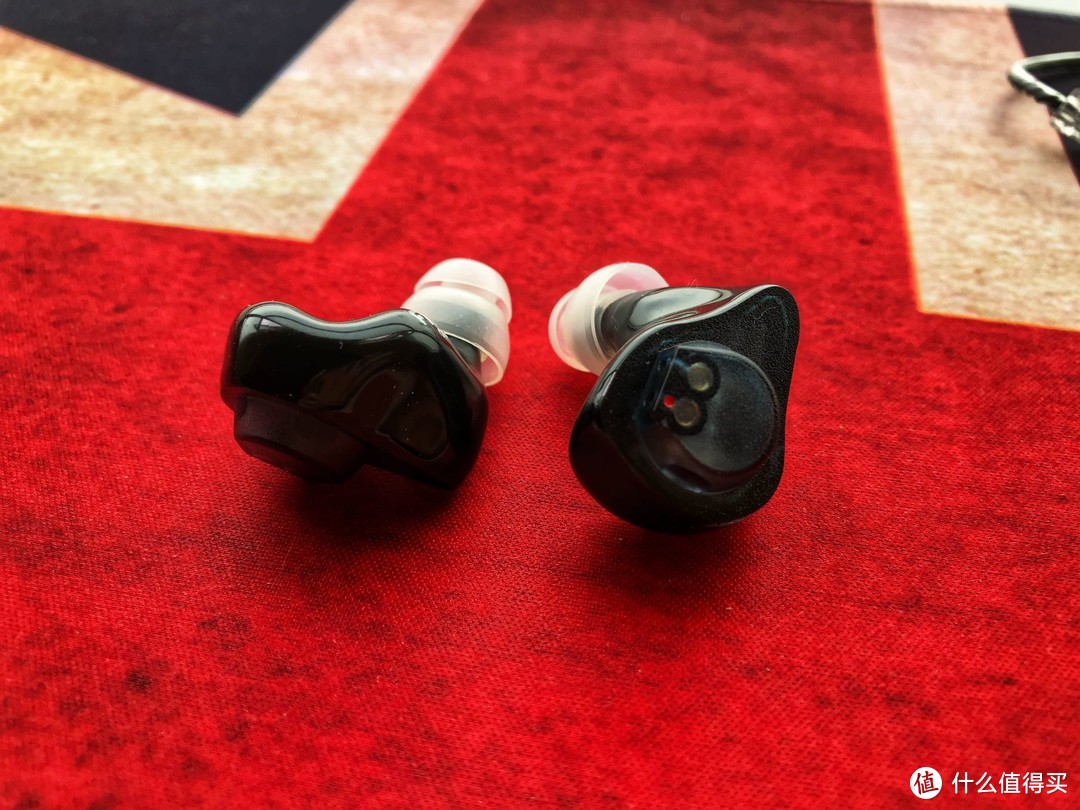 万元级耳机新宠，日本95%音乐人在用的耳机品牌——fitear est