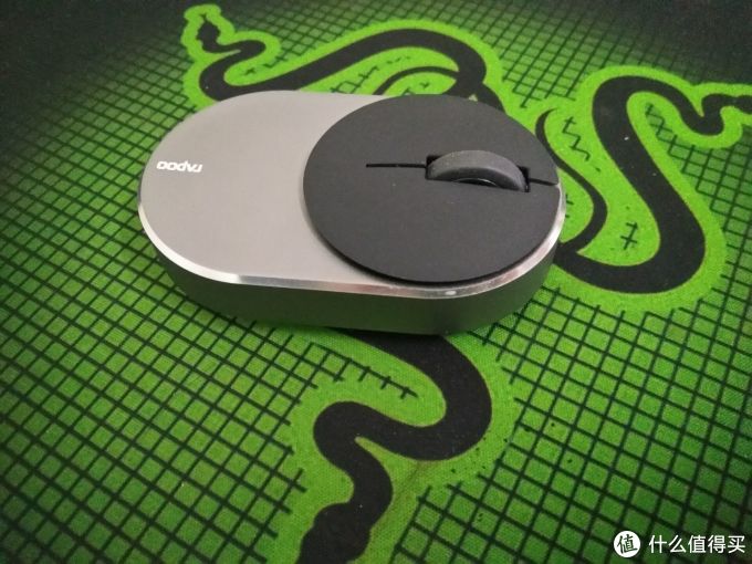 精灵小巧高颜值--雷柏M600 mini多模无线鼠标