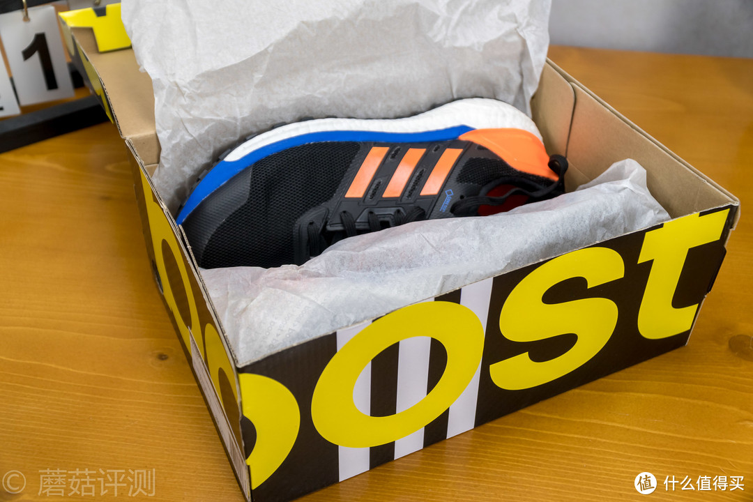 600不到入手两双准UltraBOOST！阿迪达斯adidas supernova gtx m男子跑步鞋 开箱试穿