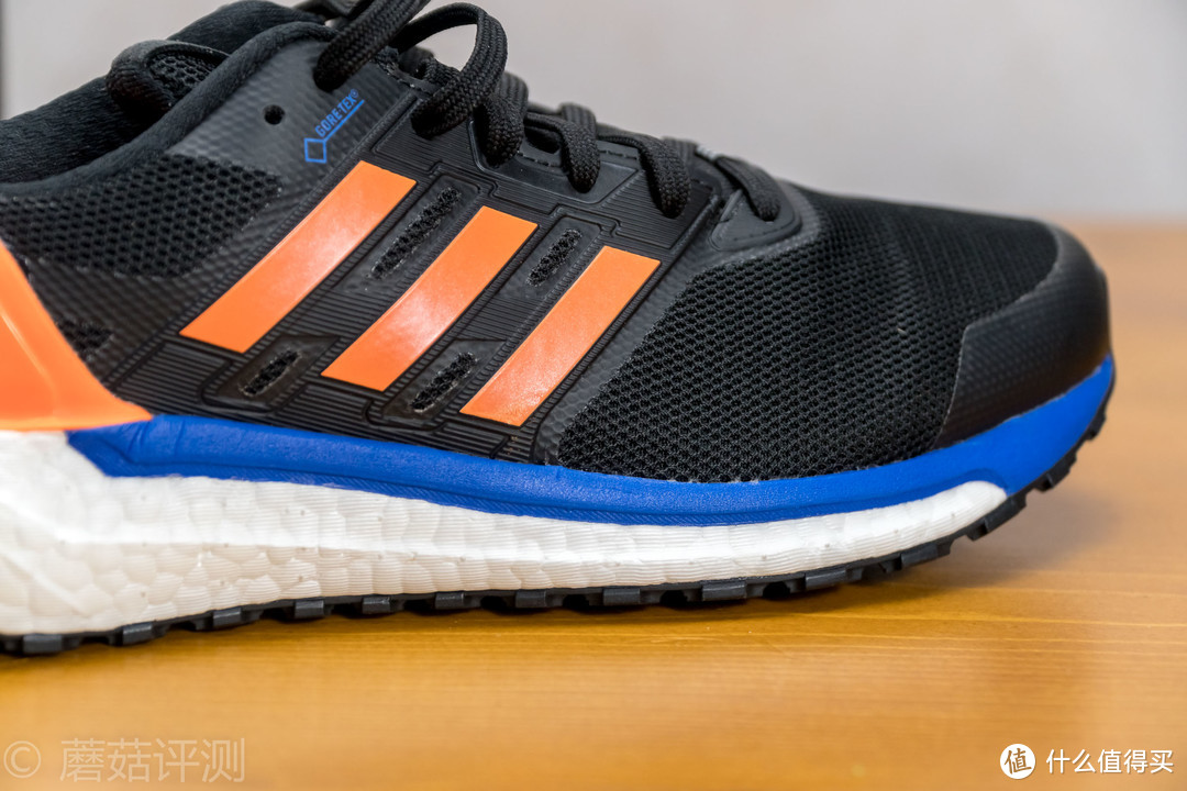 600不到入手两双准UltraBOOST！阿迪达斯adidas supernova gtx m男子跑步鞋 开箱试穿