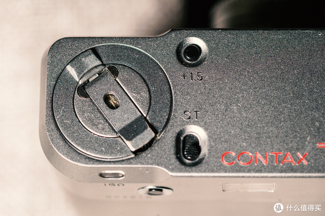 CONTAX T | 还有比它更小的黄斑对焦相机吗？