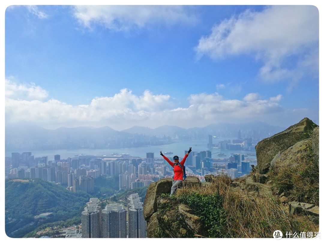 蓝天白云九龙城景