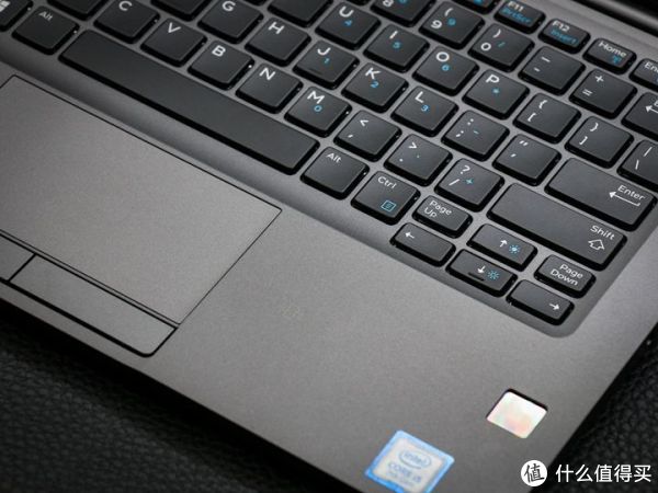 戴尔Latitude 7390引领版配备指纹识别