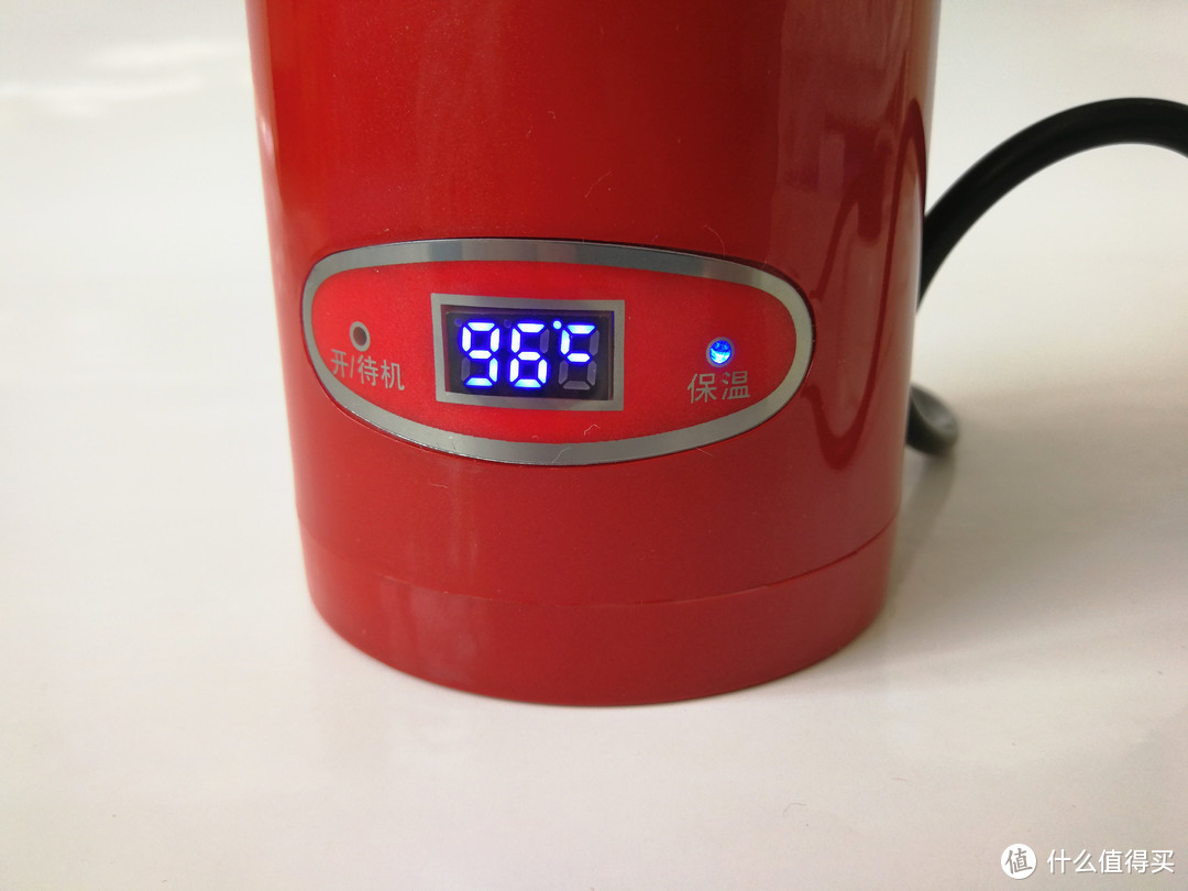 在外还能放心喝杯热水——北欧欧慕 NDB335便携式电热水杯
