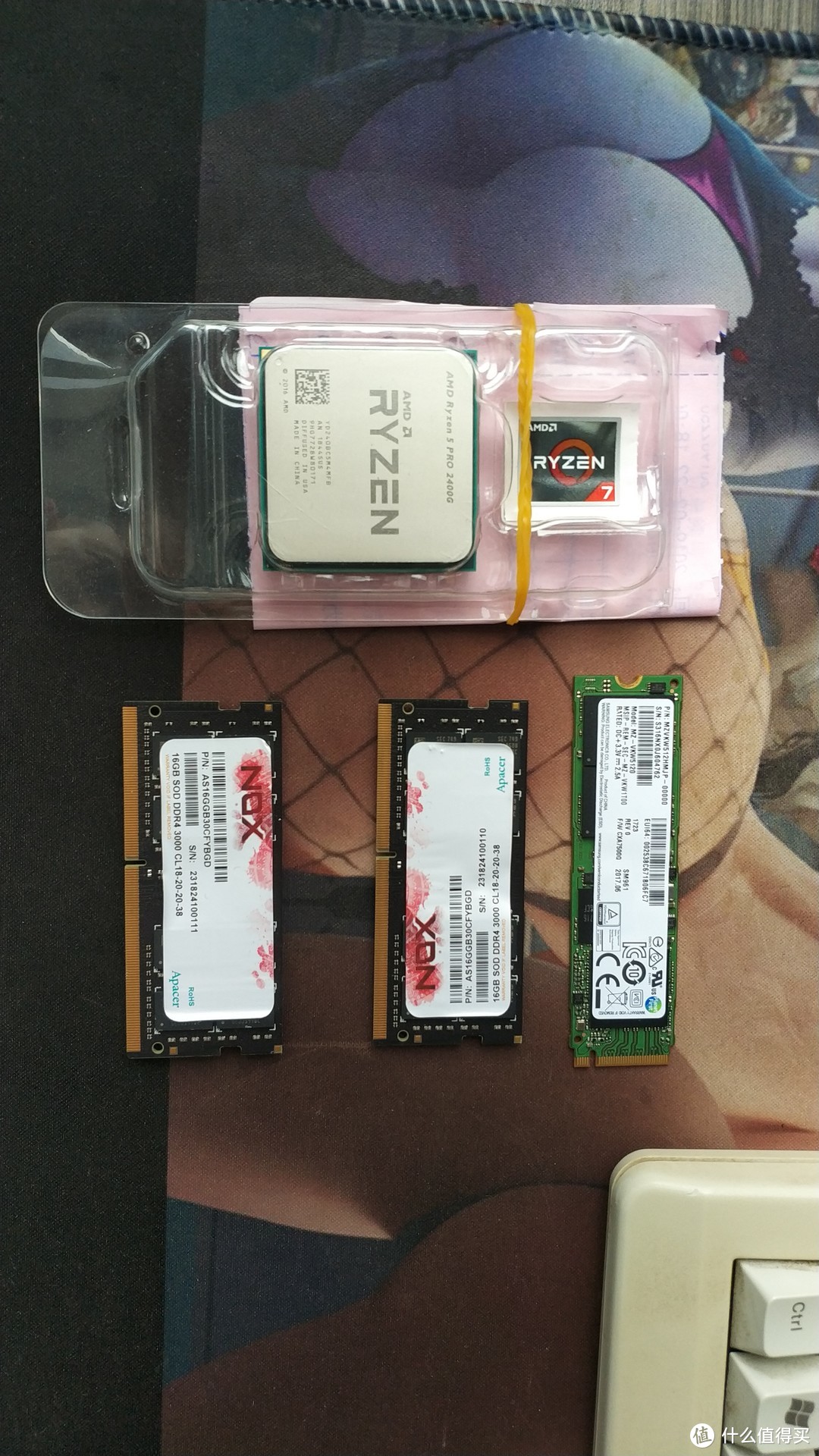 看看其他配件吧，R5 2400g 别无选择了！因为穷，咸鱼收了两条DDR4 3000 16G 的内存 组成32G双通道 尽量发挥核显的能力，sm961是老笔记本上的512G 