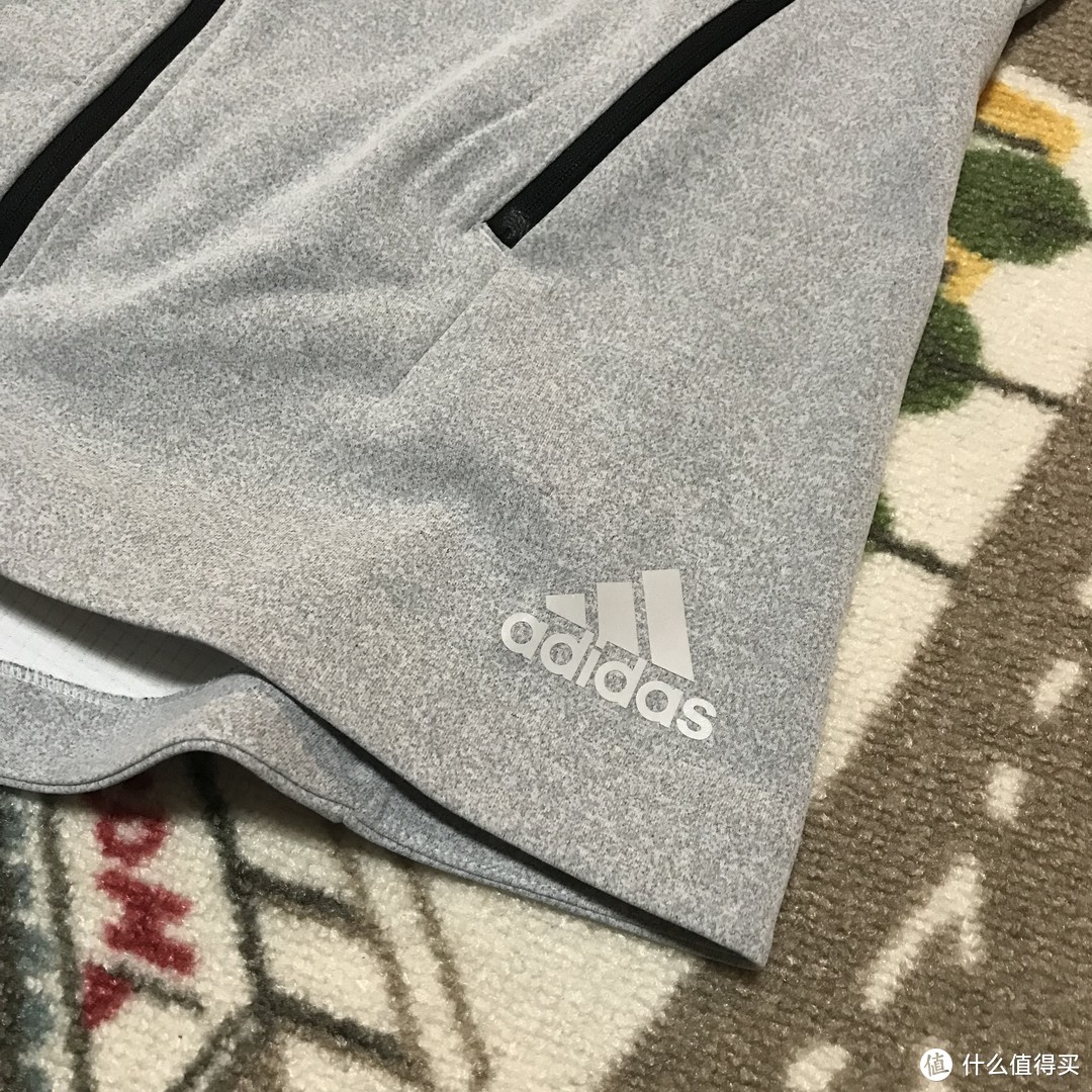 男女都可穿！Adidas训练马甲