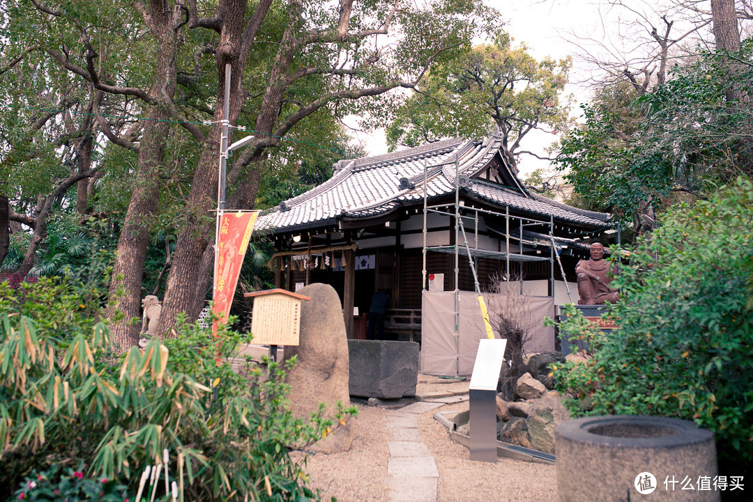 主堂旁边的建筑。安居神社应该是有御朱印的，但是我去时候那个写御朱印的地方没有人。