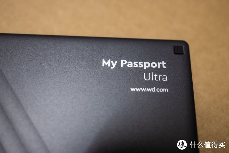 西部数据My Passport Ultra 1TB移动硬盘开箱简评