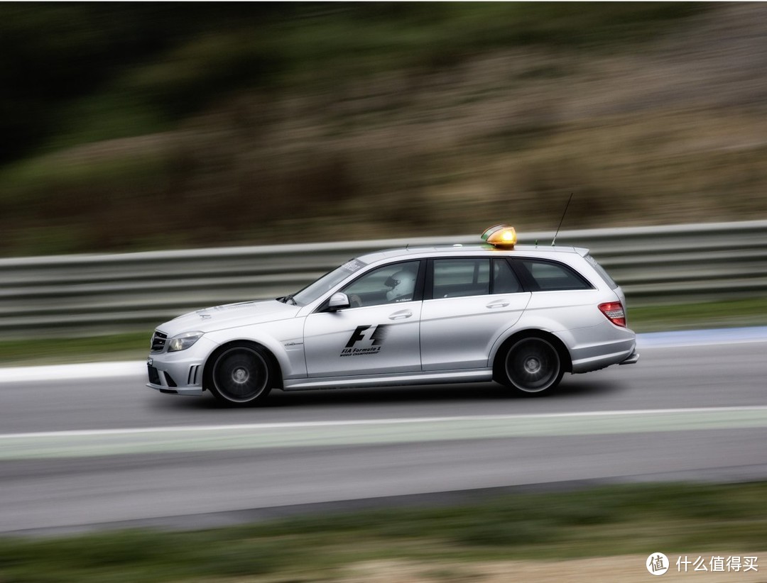 快与安全兼得的 C63 Estate AMG 安全车