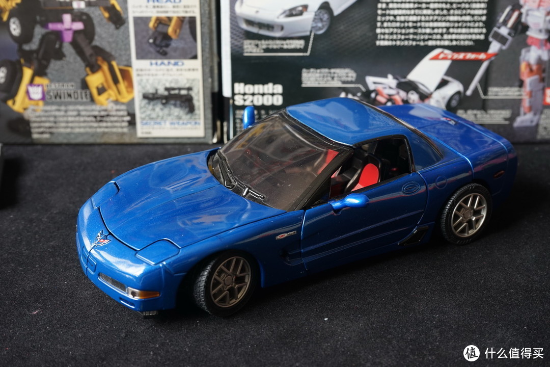 精美的金属车模，永远的变形金刚：TAKARA TOMY 变形金刚  BinalTech系列收藏展