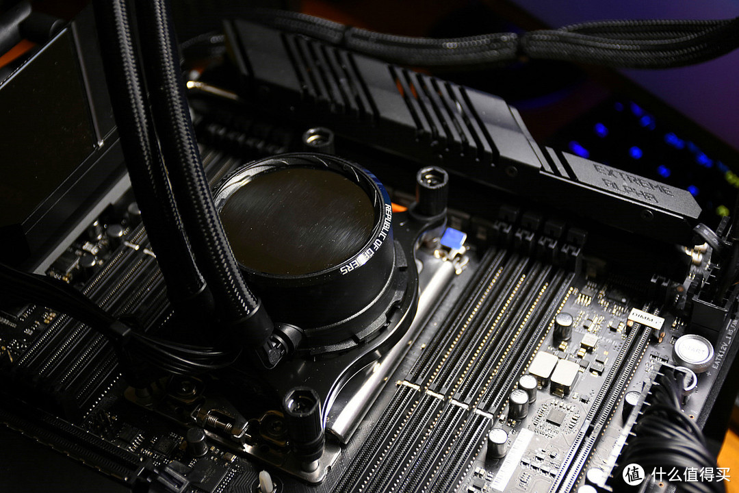 AMD原装通用冷头扣具安装非常方便