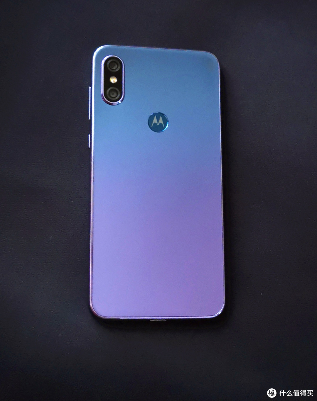 骨灰级摩托罗拉老用户换新机，Motorola p30 极光渐变色全网通手机开箱体验