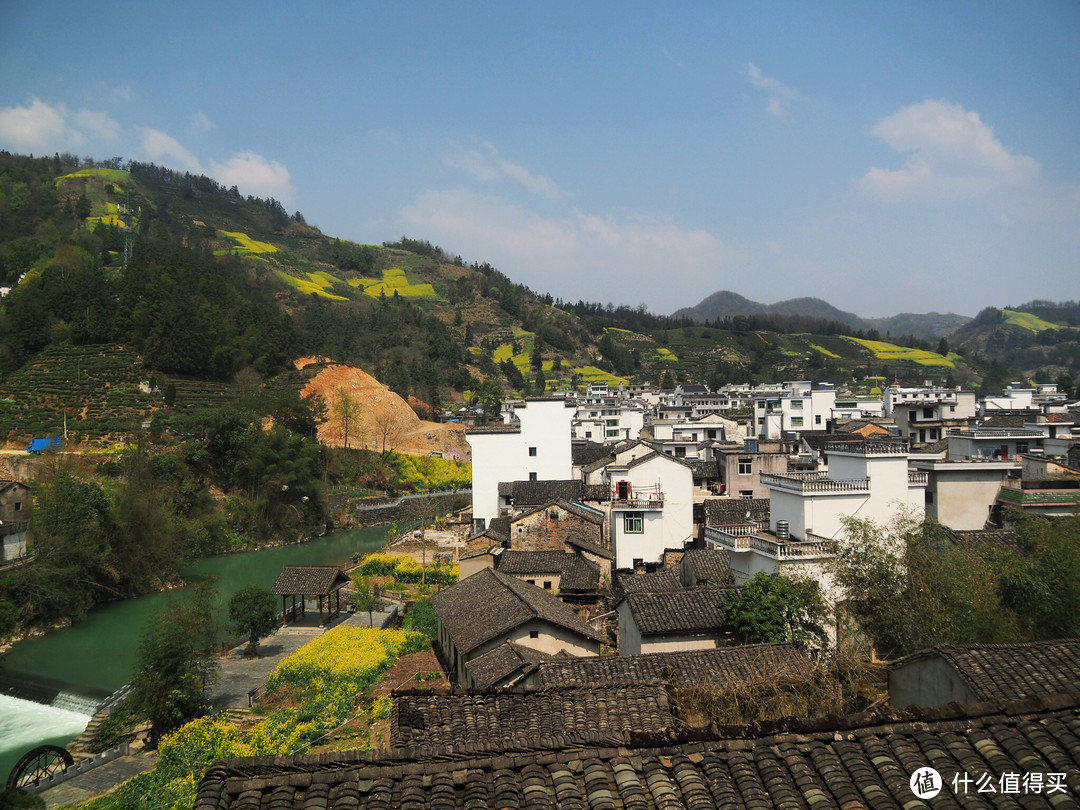 春心荡漾去皖南来一趟最文艺的油菜花之旅