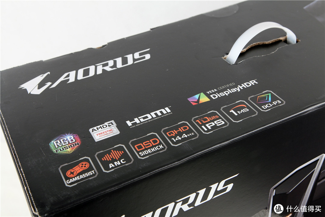 黑科技附身，技嘉AORUS AD27QD 电竞显示器玩游戏首选