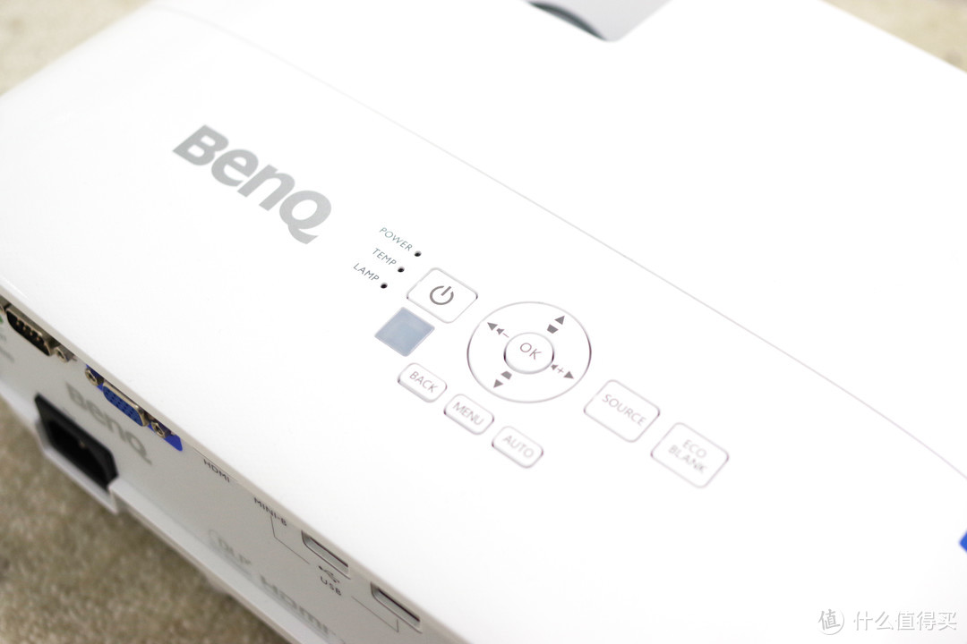 BenQ 明基 E系列全新无线投屏投影机 智能商务时代的引领者