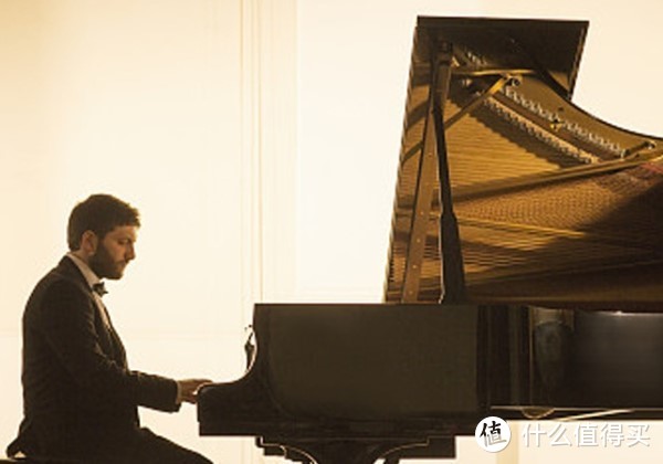 精致的卡罗德钢琴，源于欧洲的“乐器之王”