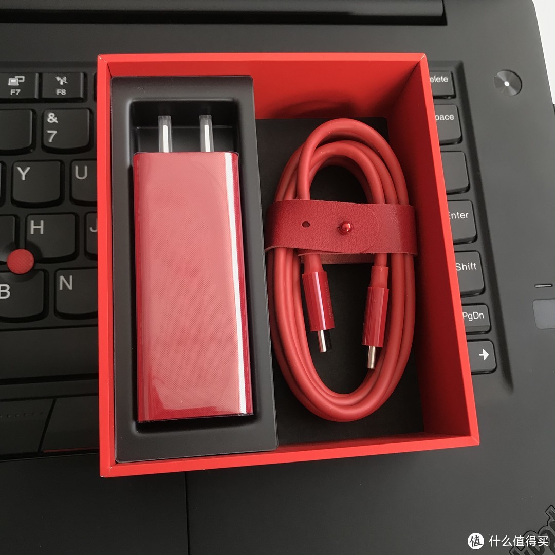 认准Type-C！65W的口红电源给135W的ThinkPad供电？