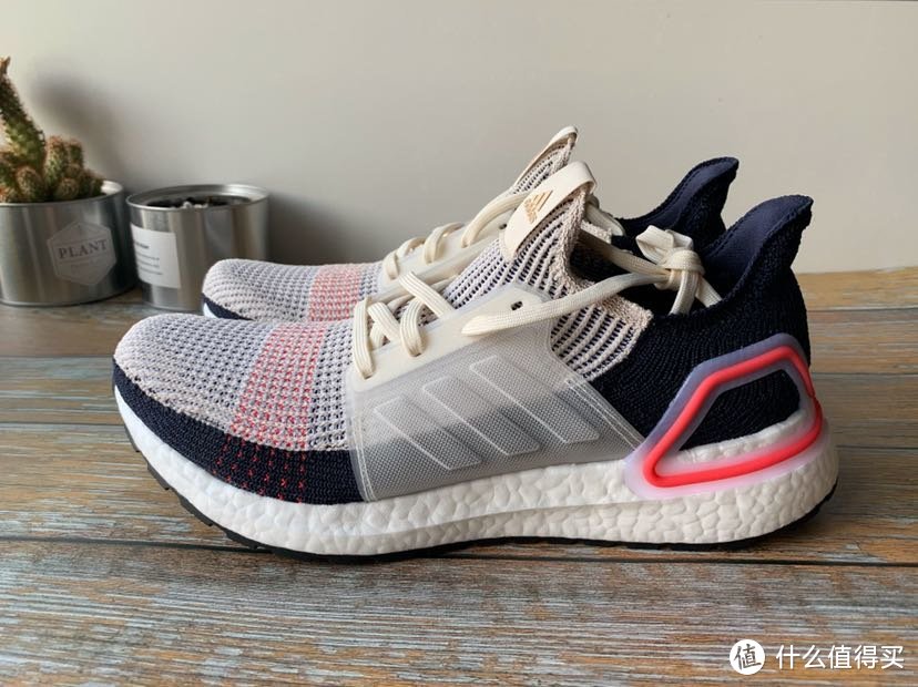 “0元购” Adidas UltraBOOST 19