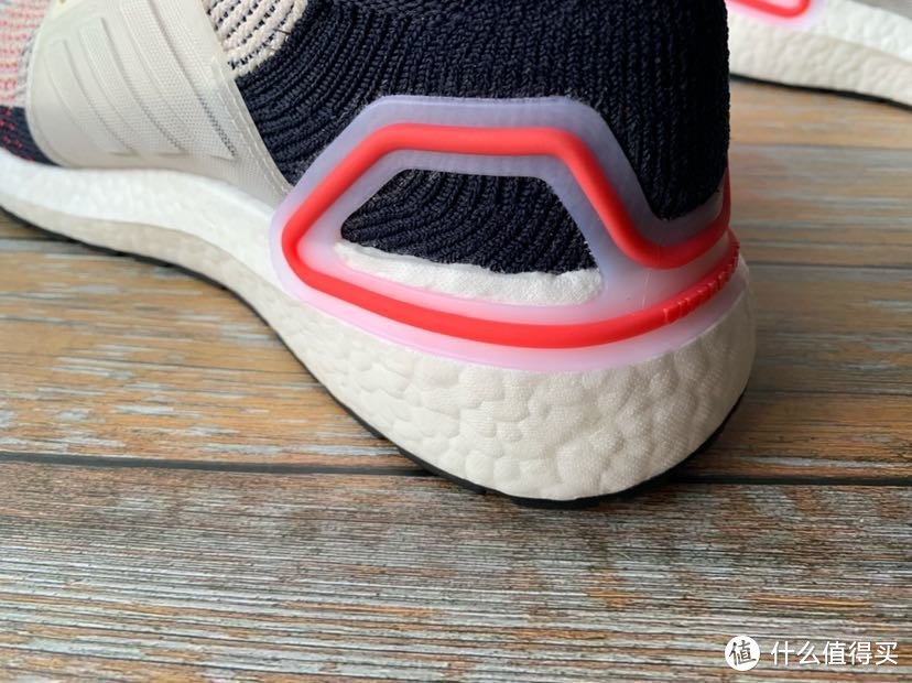 “0元购” Adidas UltraBOOST 19