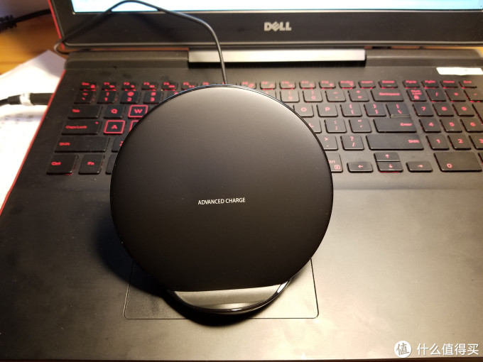 五代三星无线充电器开箱