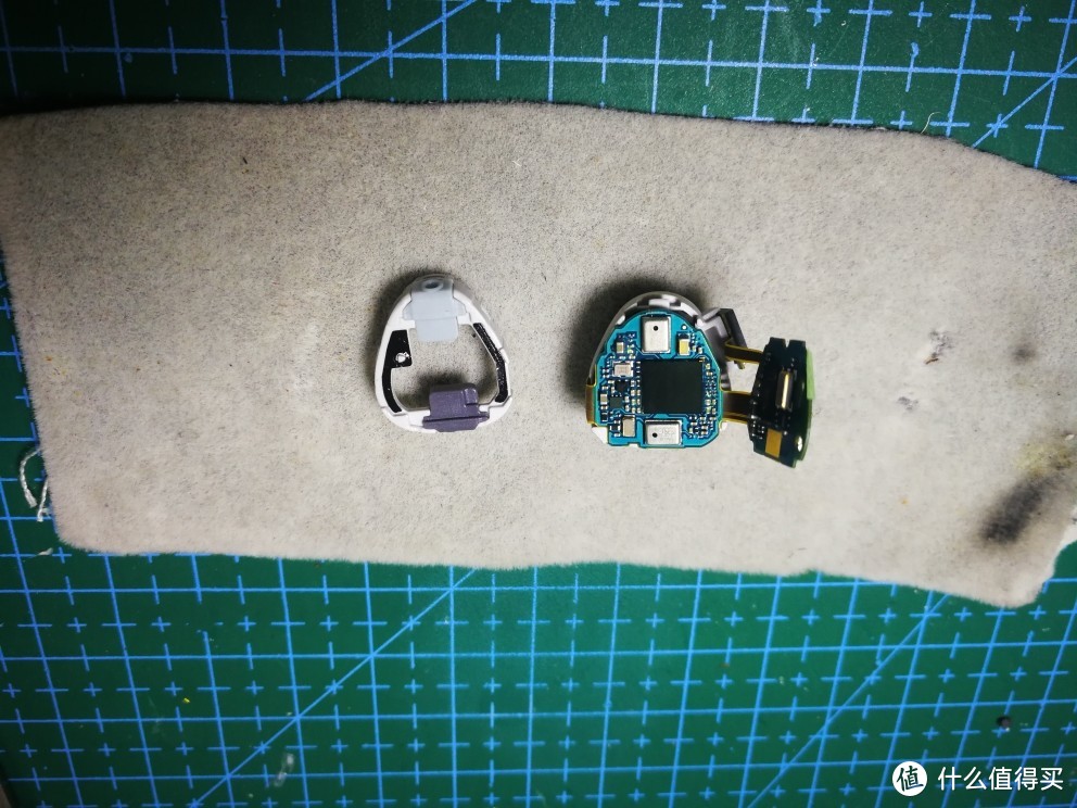 耳机维修10：三星iconx2016拆解过程