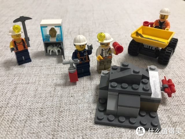 LEGO矿工人仔包60184