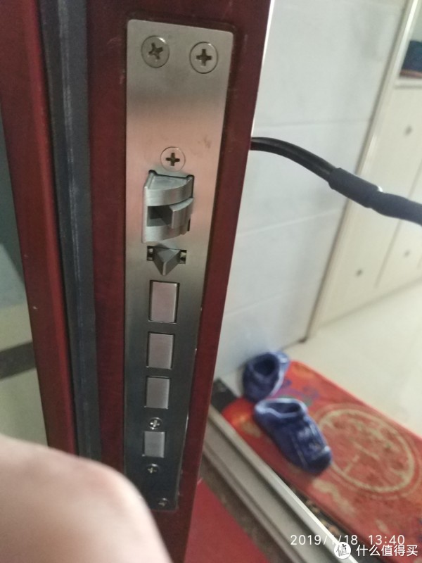 只差把手了