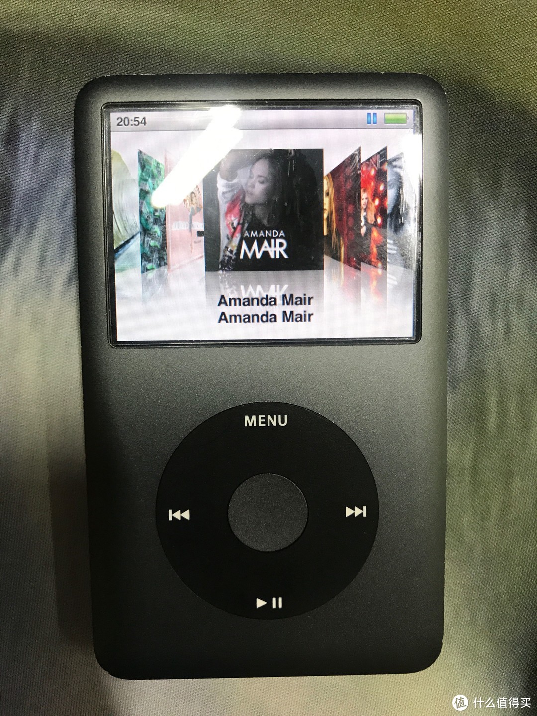 来自苹果的执着，ipod classic你值得买的音乐播放器！