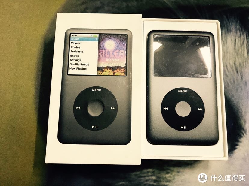 来自苹果的执着，ipod classic你值得买的音乐播放器！