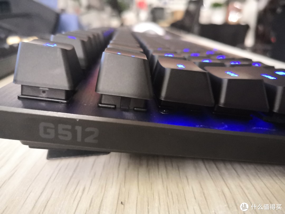 一触即发，「吃鸡新宠」套装开箱：罗技G512+G502键鼠加持