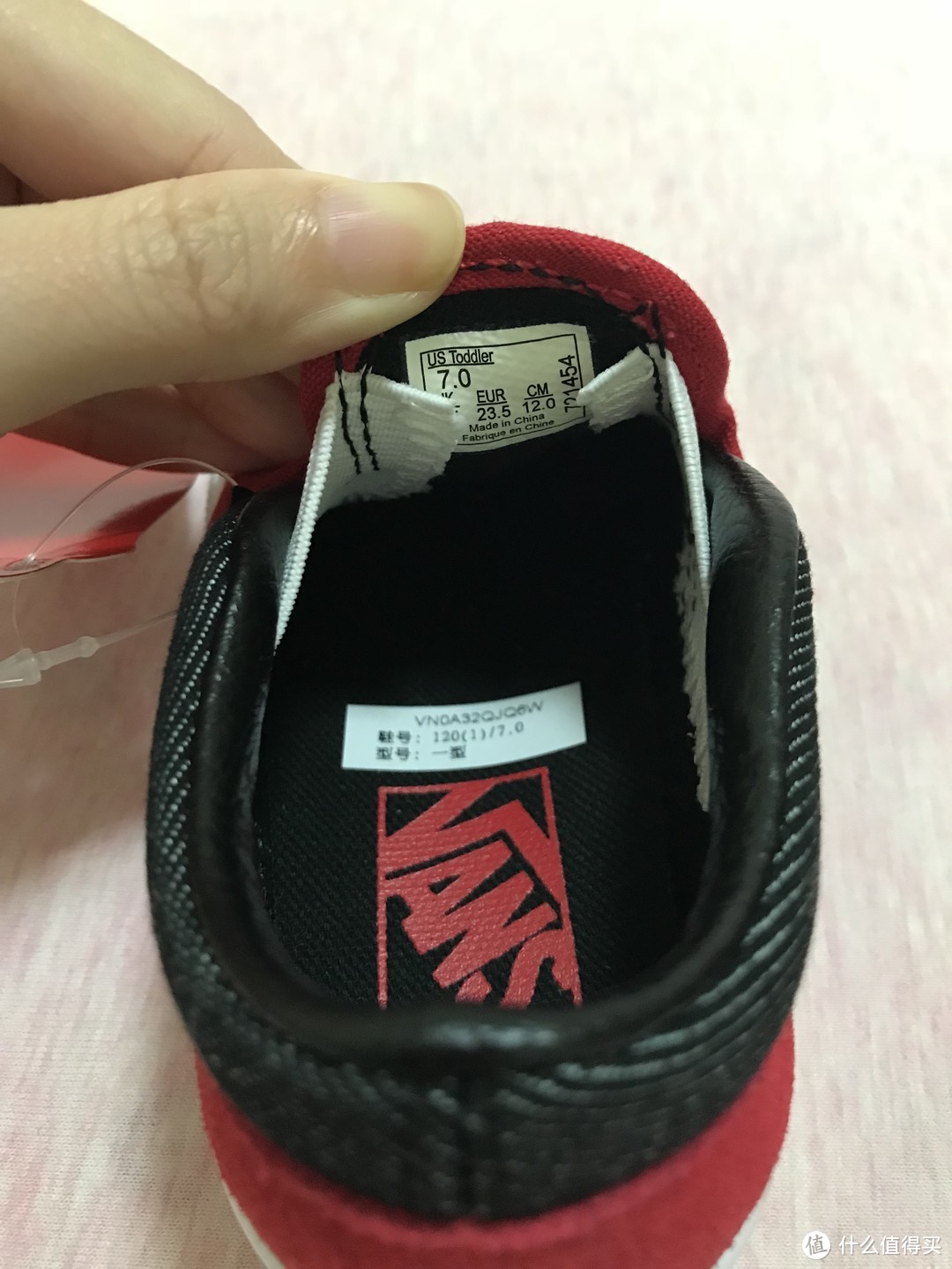 Vans/范斯春季红黑色小童运动帆布鞋开箱