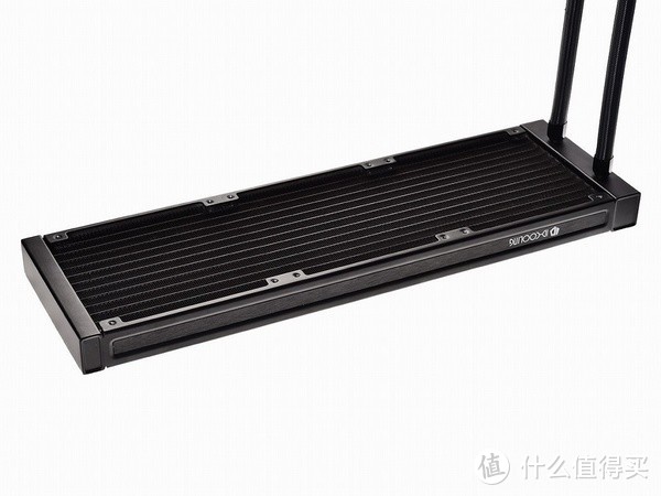 主打性价比：ID-COOLING 发布 FROSTFLOW X360 水冷散热器