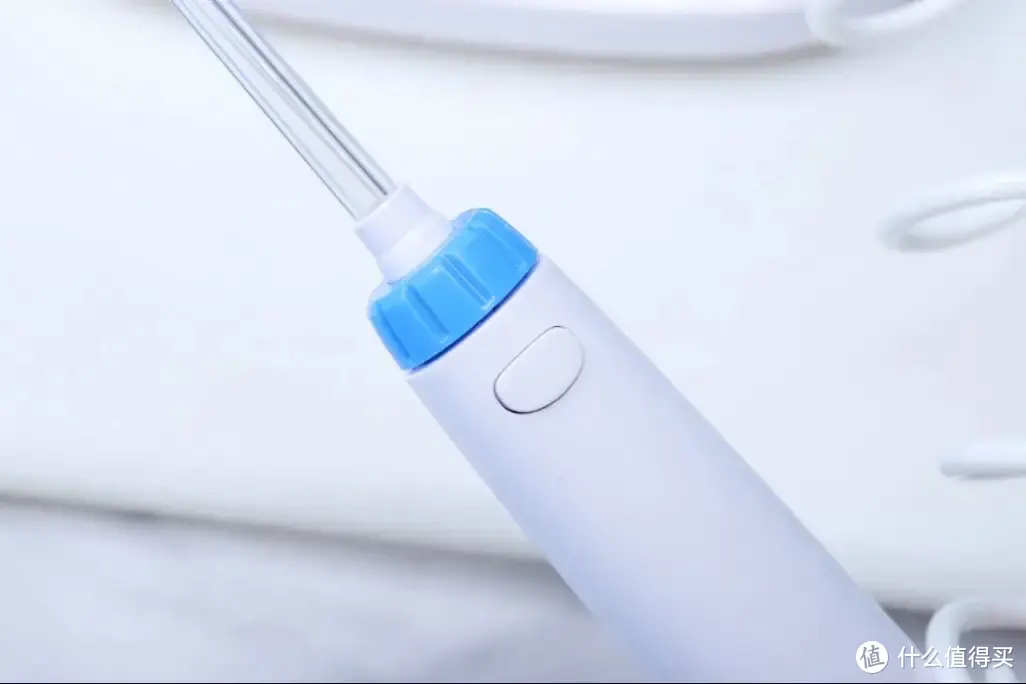 冲牙器评测：在家也能洗牙？口腔全面洁净像做水疗spa
