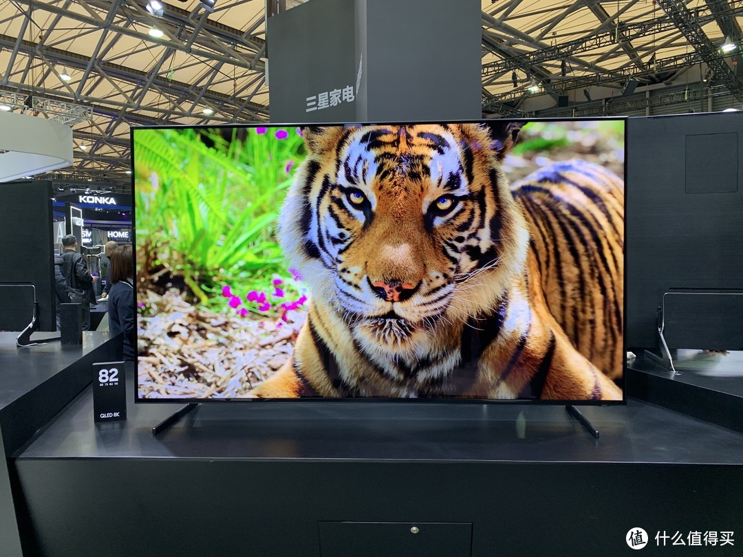 2019AWE：三星QLED 8K Q900系列电视开启预售 98英寸售价近百万