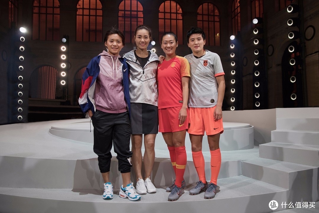 28位女足精英齐聚巴黎：NIKE 耐克 发布 女足世界杯国家队队服