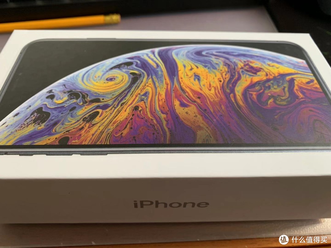 便宜2000块，这车稳不稳？网购美版有锁IPhone XS Max 64G记