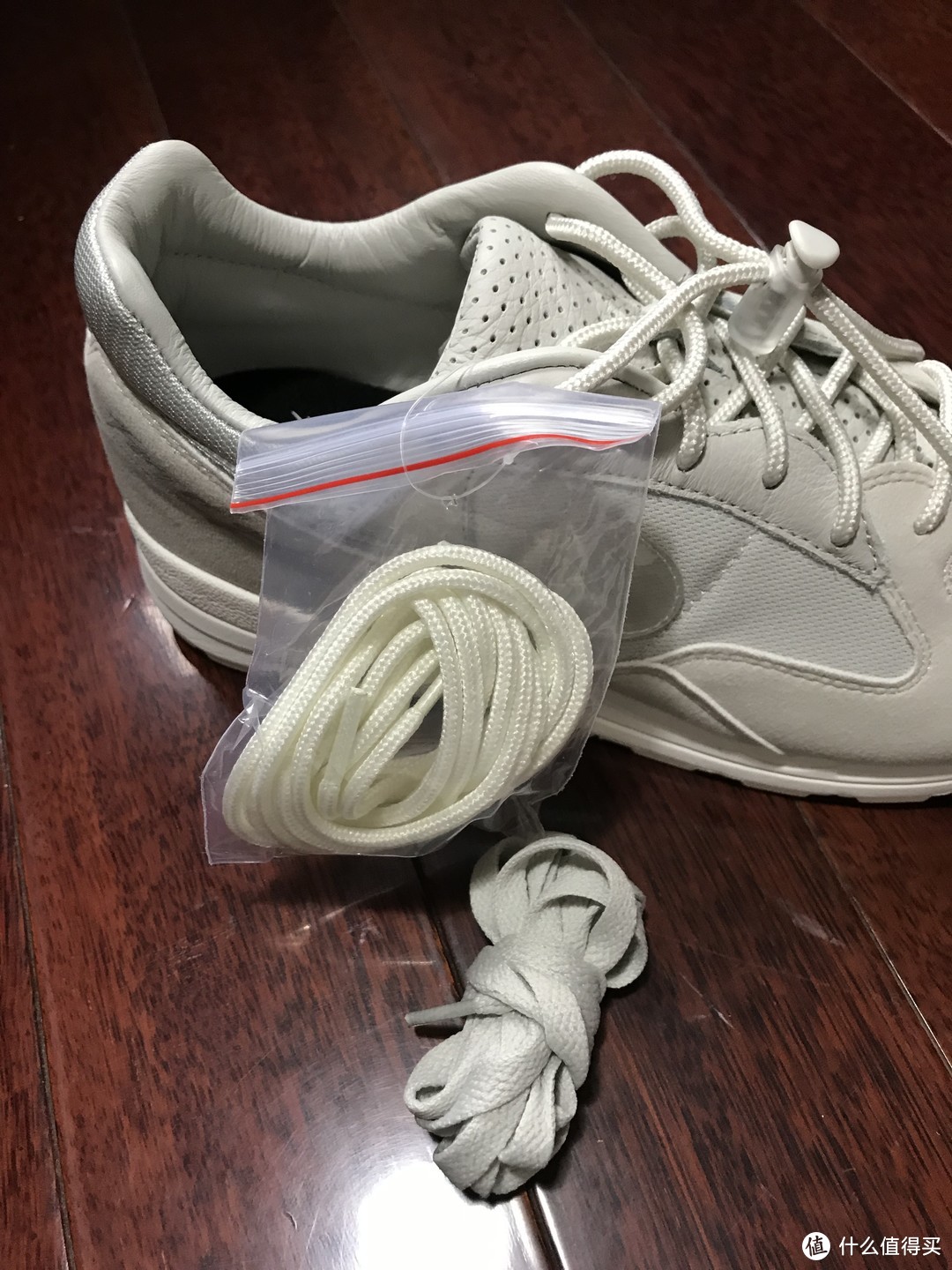 不能理财的联名鞋—Nike Air Skylon II FOG