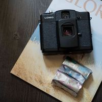 Lomography Lomo LC-A 120 胶片相机外观展示(按键|镜头|胶卷)