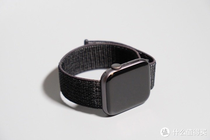 Apple Watch Series 4 Nike+ GPS版本开箱兼心率变异性不严谨讨论