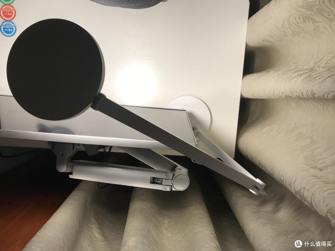 生命不息折腾不止 篇三:米家台灯pro  点缀与实用兼得 让桌面更桌面