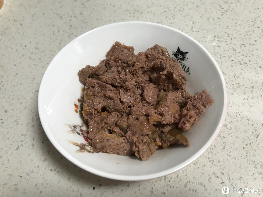 肉质清爽，但没有mjamjam禽类罐头细腻，可能跟马肉本身的质地有关