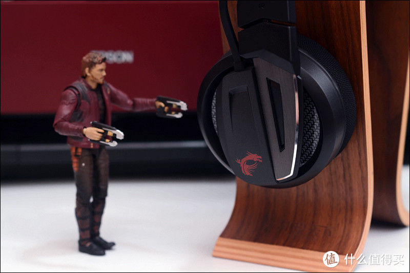 《APEX》想当“英雄”还是戴个耳机吧，微星GH60游戏耳机开箱简评
