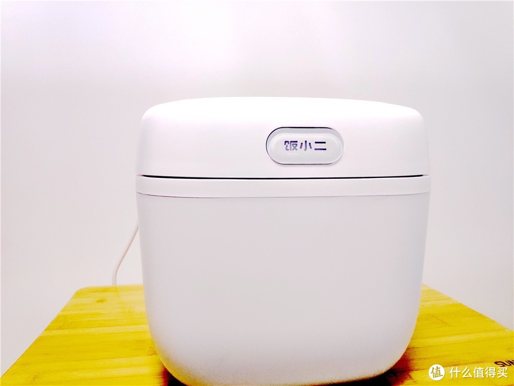 ​全球首款煮饭机器人来自中国，小米饭小二全自动煮饭机体验