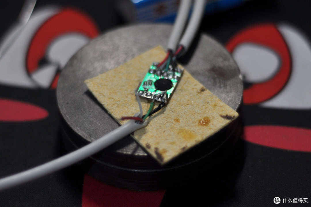 usb线焊接在芯片上