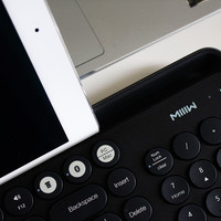 米物蓝牙双模键盘外观展示(键帽|机身|凹槽|面板|电池仓)